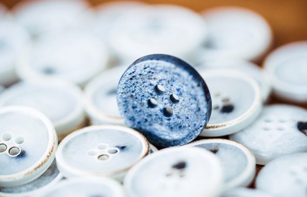 polyester-and-natural-buttons-001